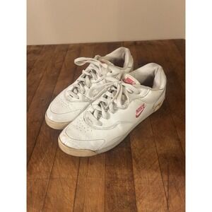 Vintage 1991 Nike Tennis Shoe Womens 7.5 White Leather Pink Accents